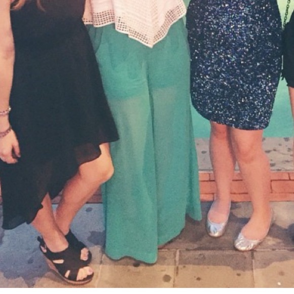 Sheer wide leg chiffon pants - Picture 2 of 2